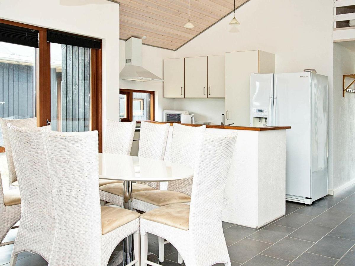 8 Person Holiday Home In Ulfborg Thorsminde Eksteriør billede